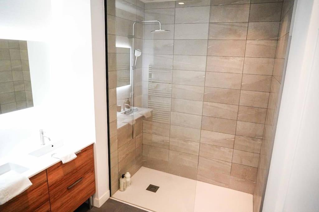 Apartament Le Rive Hugo • Elegance & Art De Vivre Châteauroux Zewnętrze zdjęcie